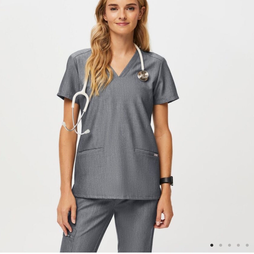 FIGS graphite grey set